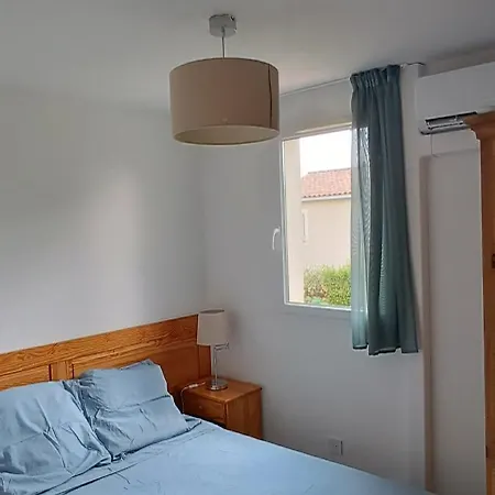 Charmante Maison Climatisee Avec Piscine בית נופש *
